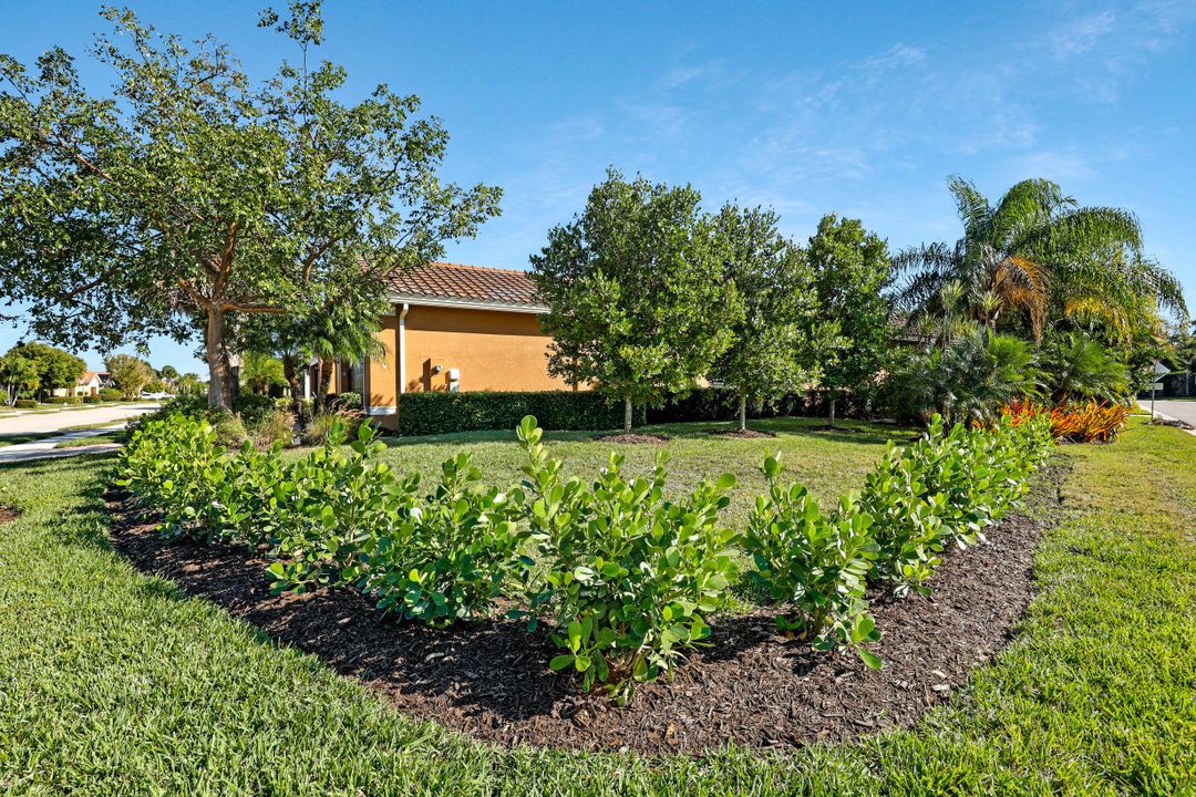 13404 Monticello Blvd, Naples, FL 34109