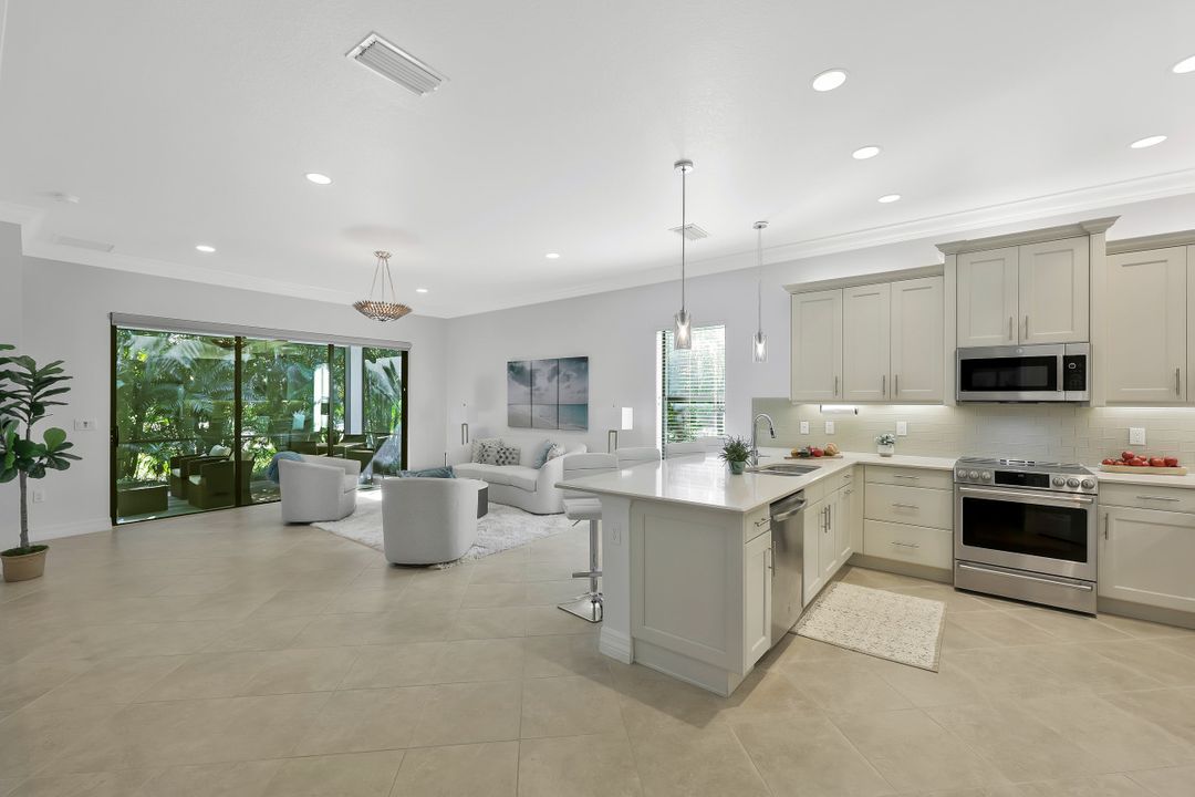 13404 Monticello Blvd, Naples, FL 34109