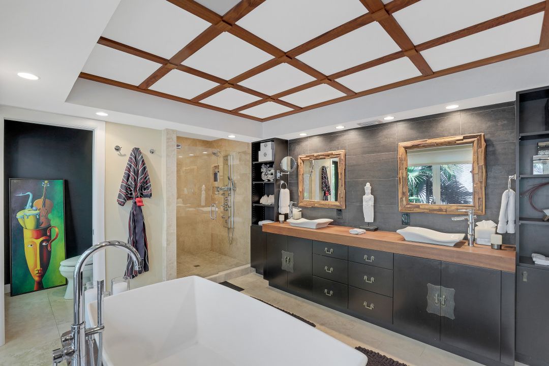 799 Broad Ave S, Naples, FL 34102