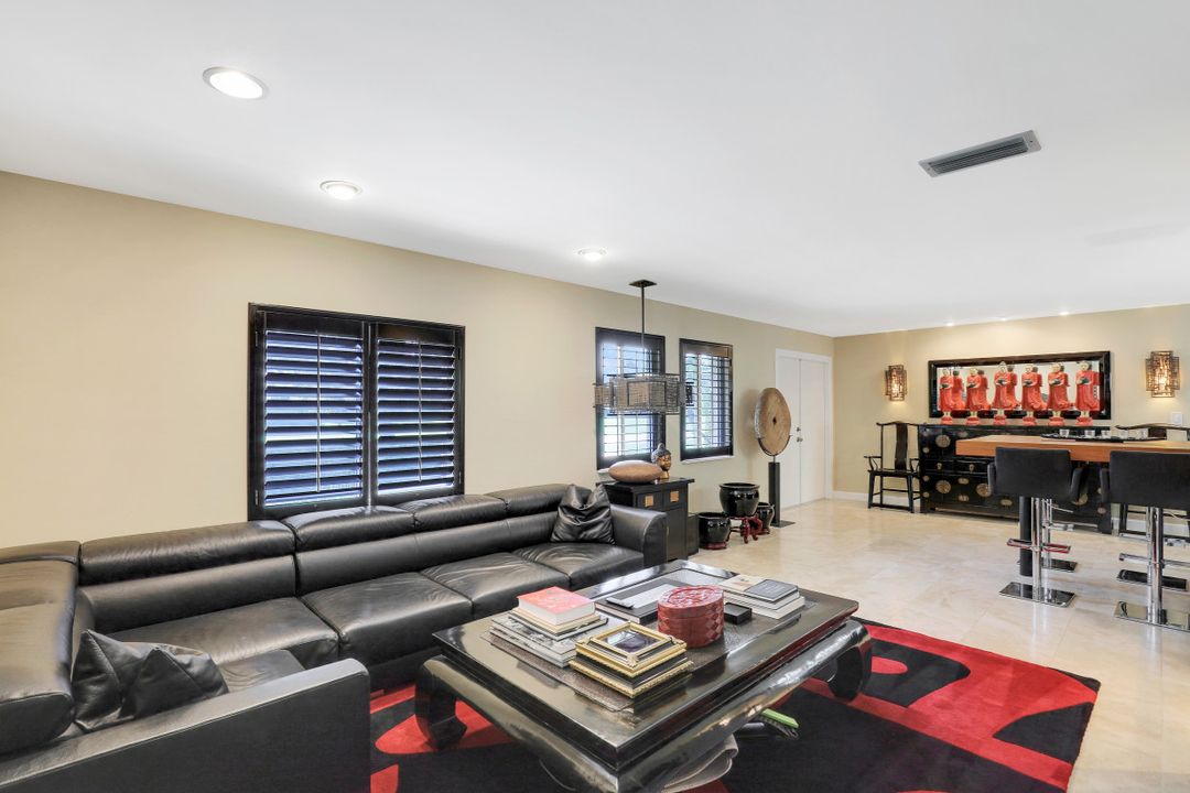 799 Broad Ave S, Naples, FL 34102