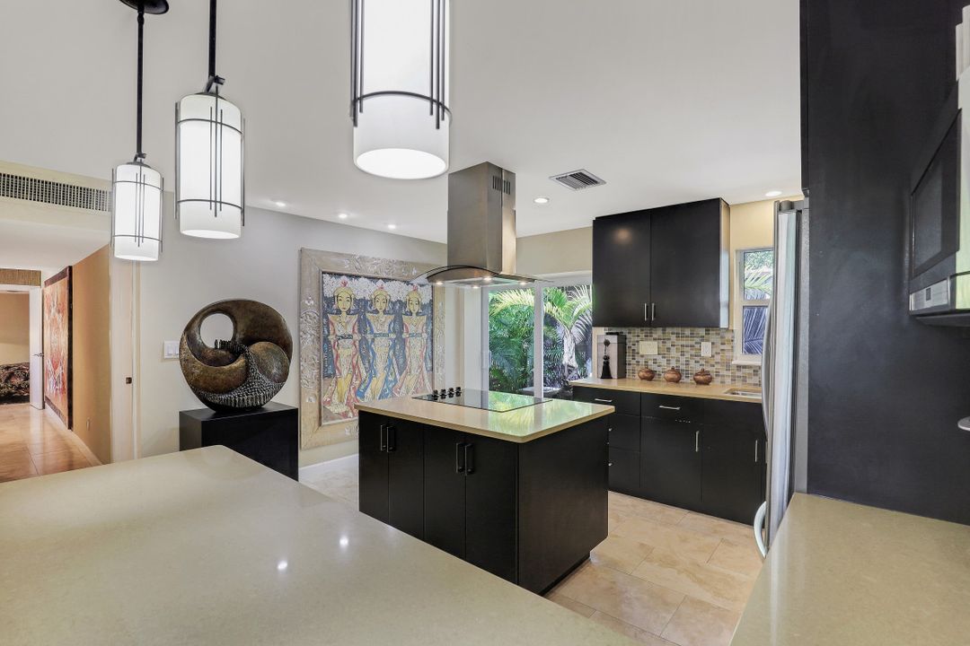 799 Broad Ave S, Naples, FL 34102