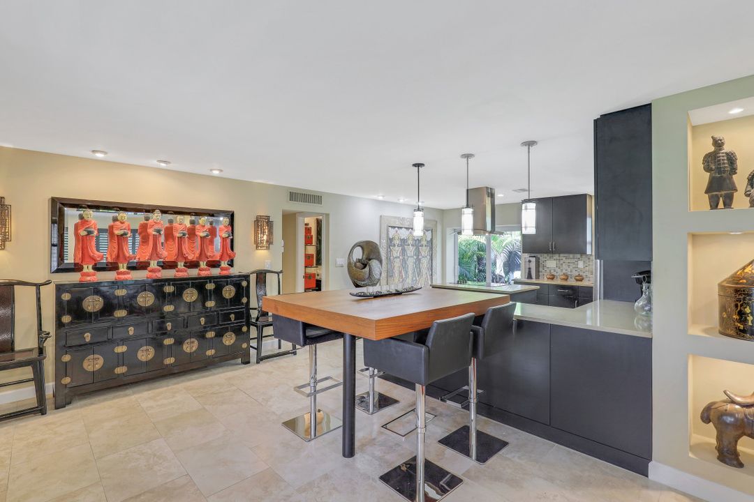 799 Broad Ave S, Naples, FL 34102