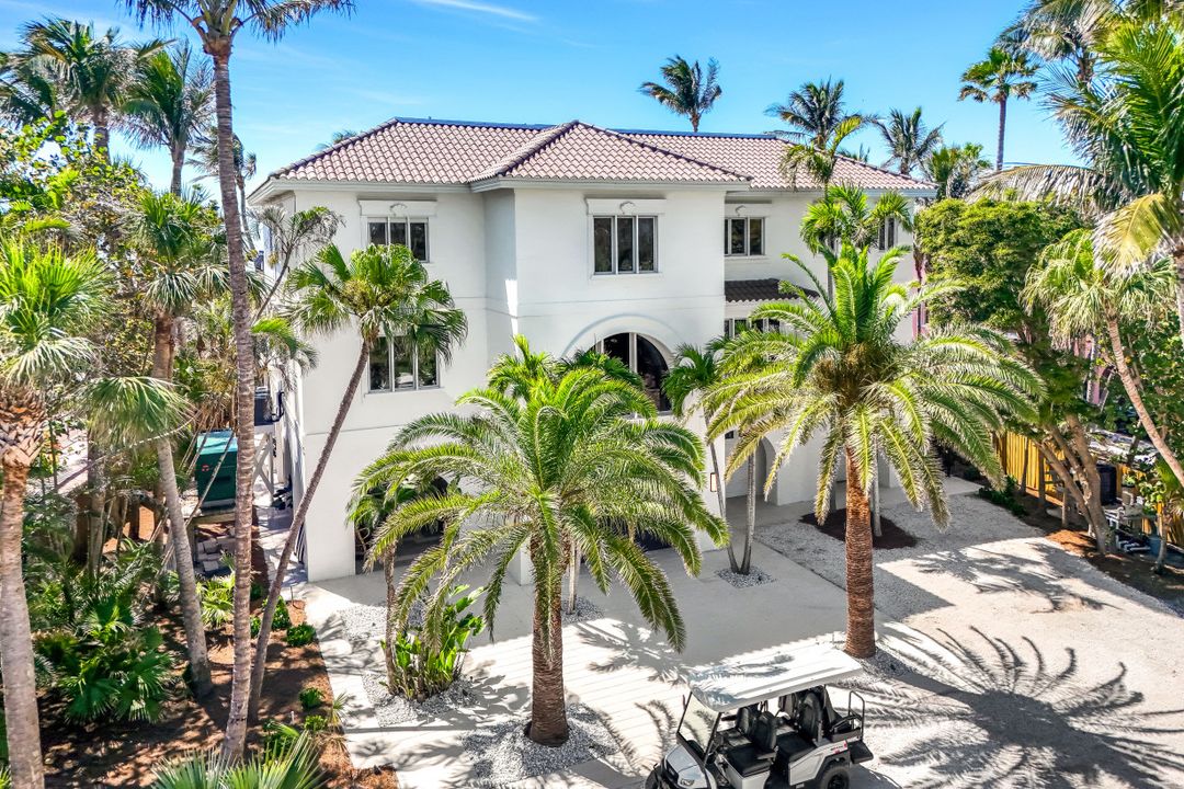 16596 Captiva Dr, Captiva, FL 33924