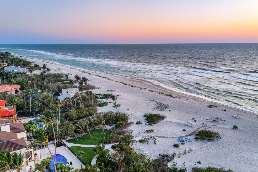 16596 Captiva Dr, Captiva, FL 33924