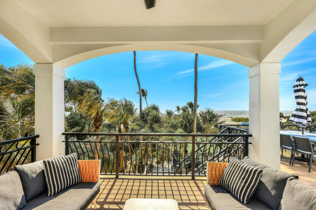 16596 Captiva Dr, Captiva, FL 33924