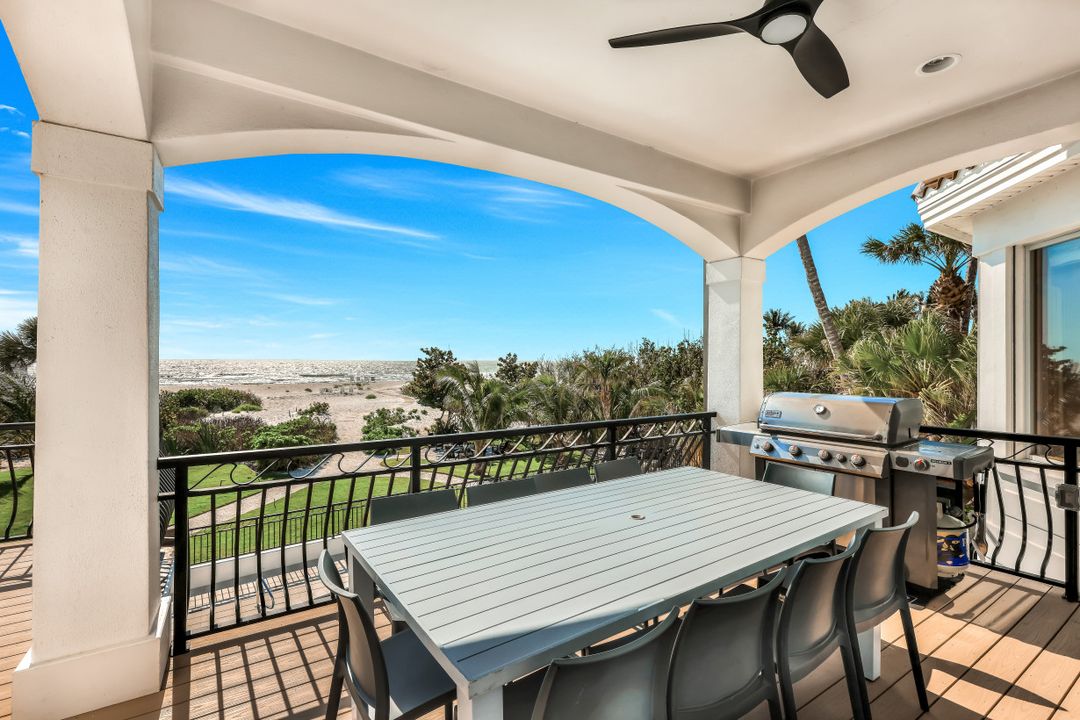 16596 Captiva Dr, Captiva, FL 33924
