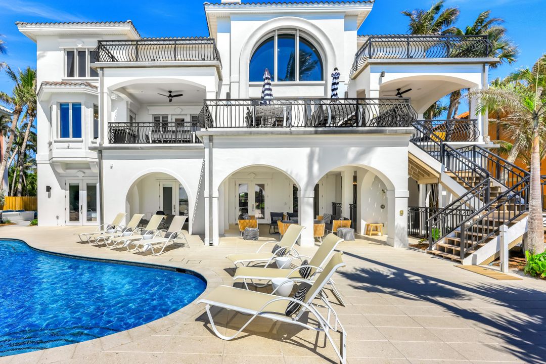 16596 Captiva Dr, Captiva, FL 33924