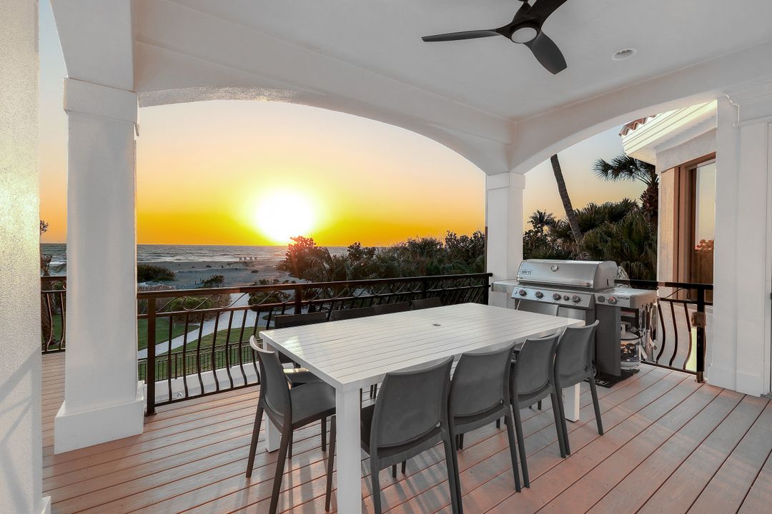 16596 Captiva Dr, Captiva, FL 33924