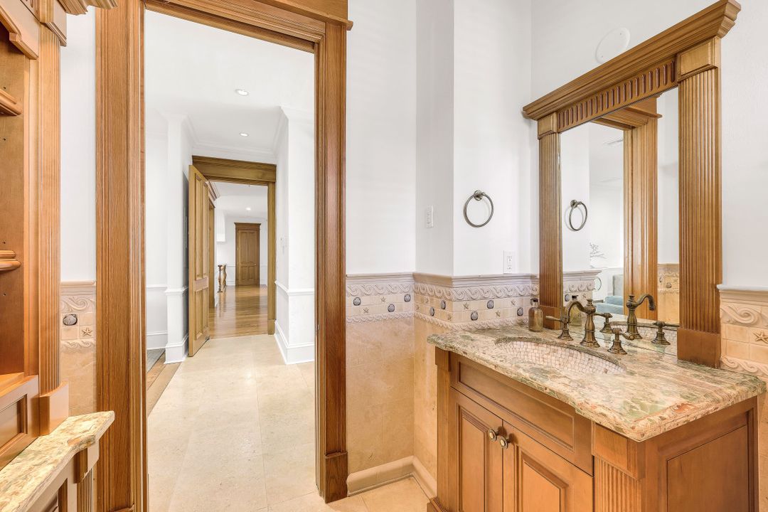 16596 Captiva Dr, Captiva, FL 33924