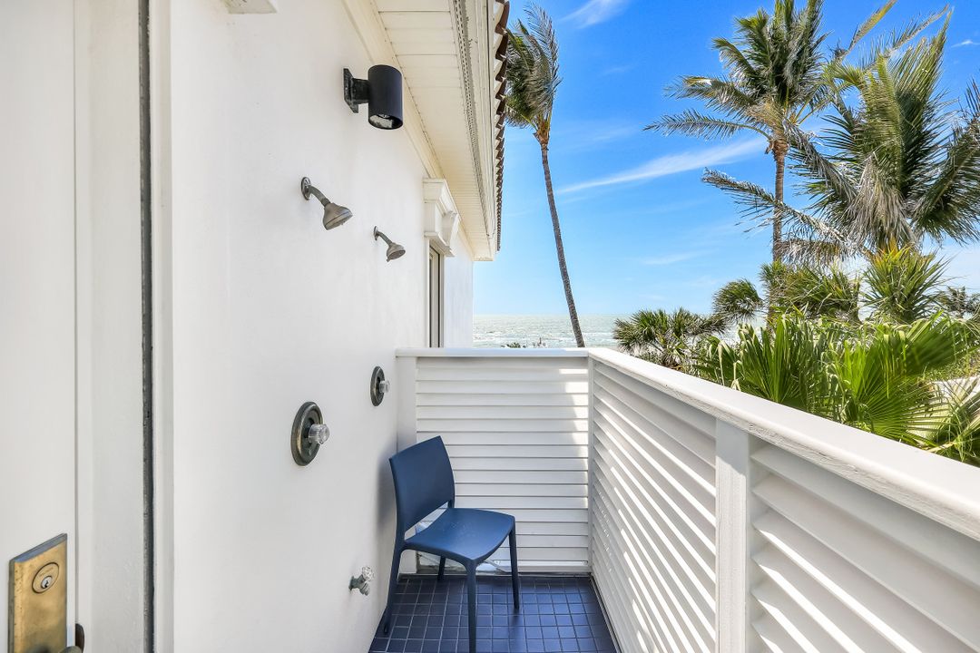 16596 Captiva Dr, Captiva, FL 33924
