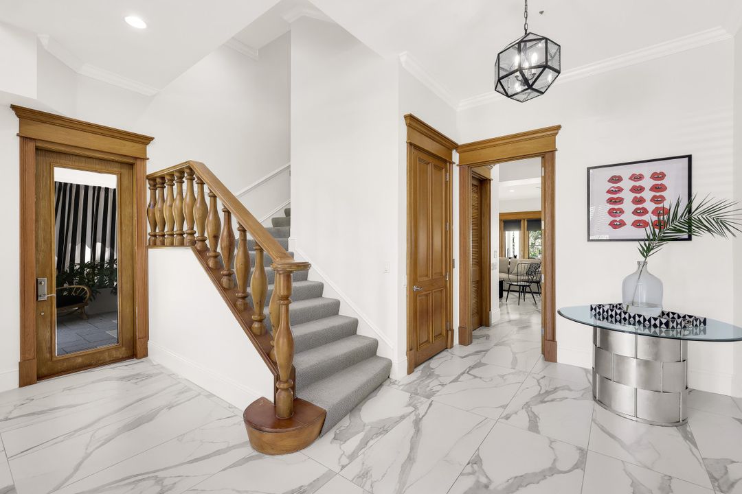 16596 Captiva Dr, Captiva, FL 33924