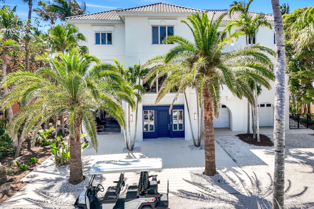 16596 Captiva Dr, Captiva, FL 33924
