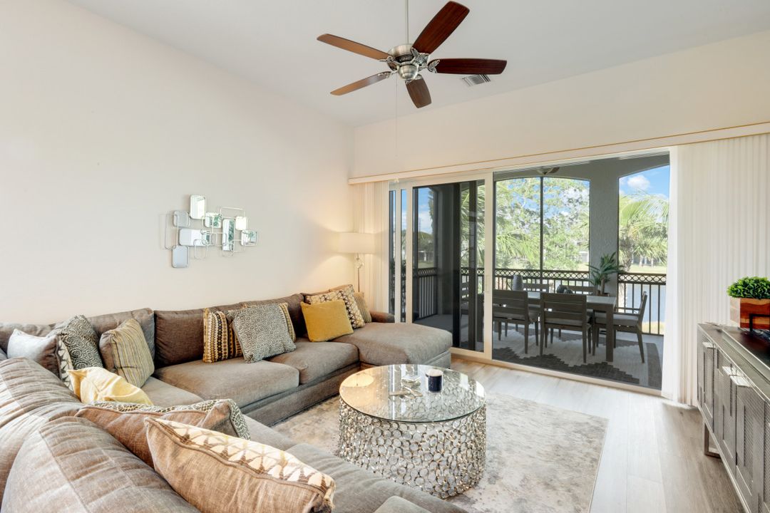9292 Belle Ct #201, Naples, FL 34114
