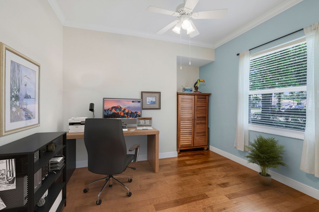994 Eastham Way #101, Naples, FL 34104