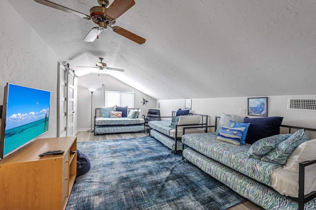 2617 SE 23rd Ave, Cape Coral, FL 33904