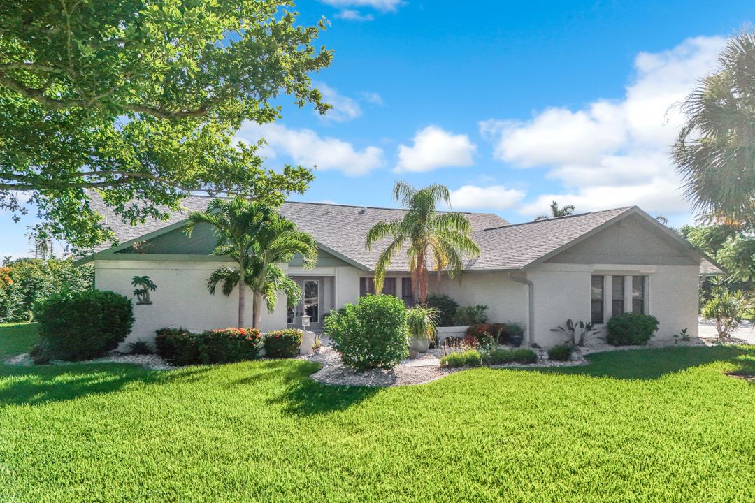 2617 SE 23rd Ave, Cape Coral, FL 33904