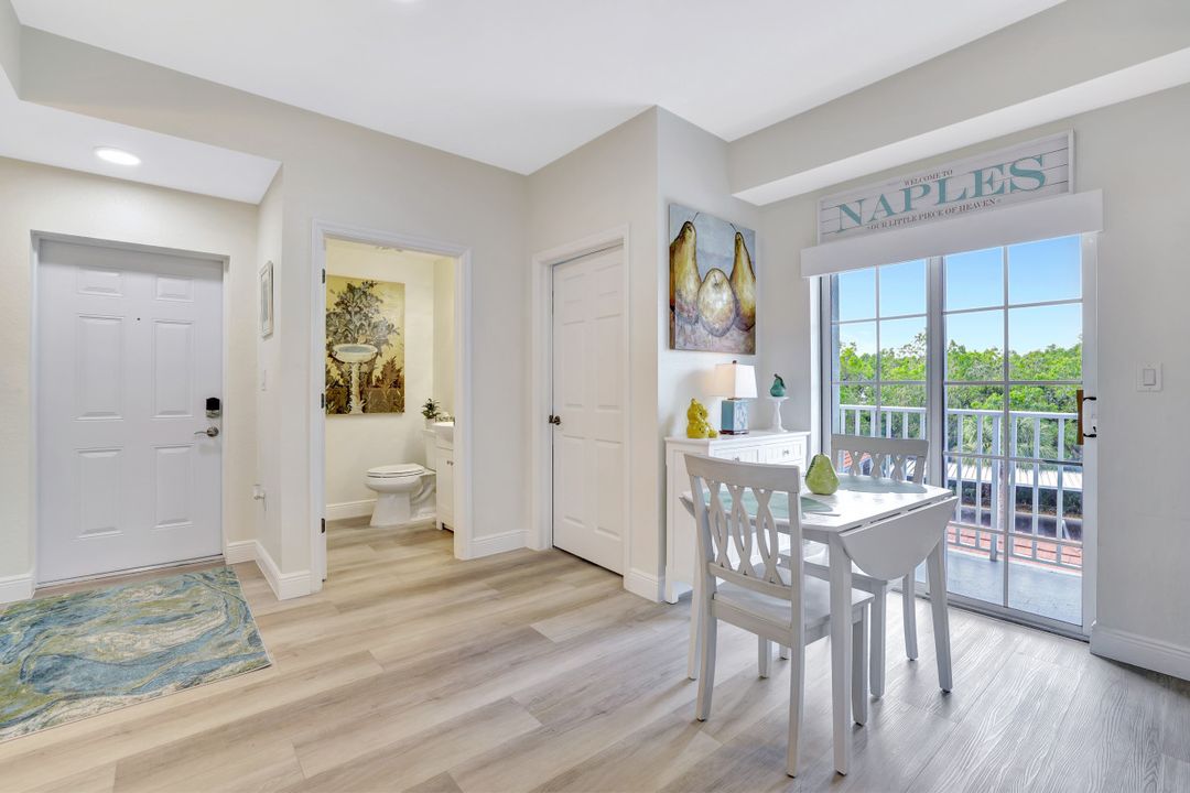 4500 Botanical Pl Cir #301, Naples, FL 34112