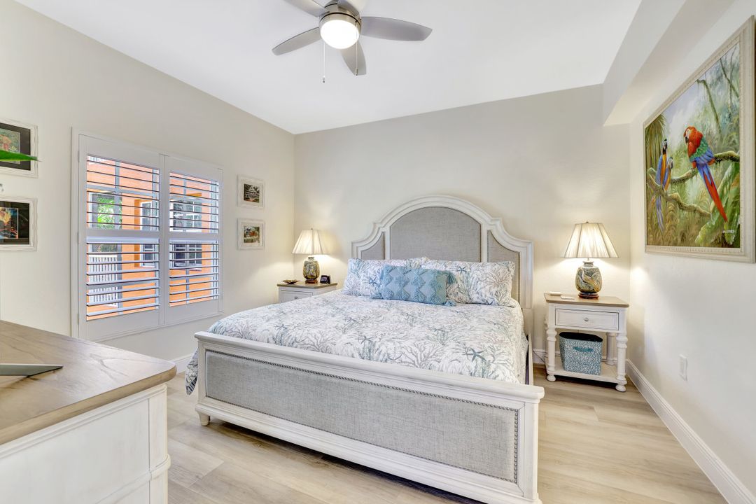 4500 Botanical Pl Cir #301, Naples, FL 34112