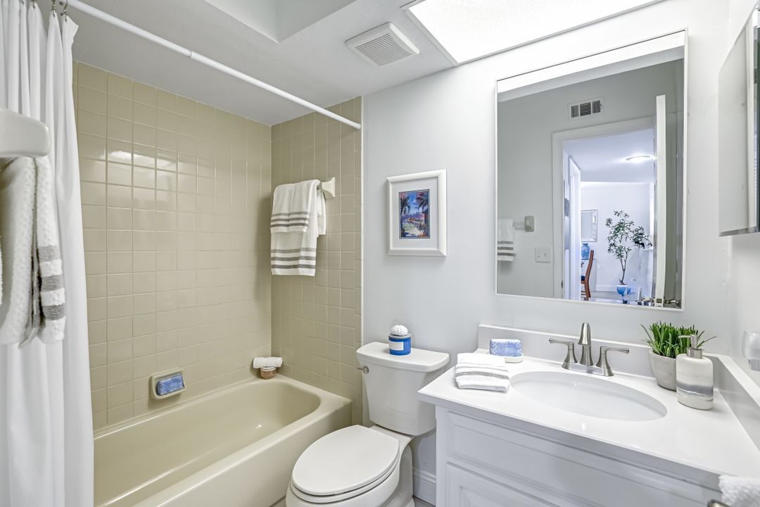 2350 W Crown Pointe Blvd #F131, Naples, FL 34112