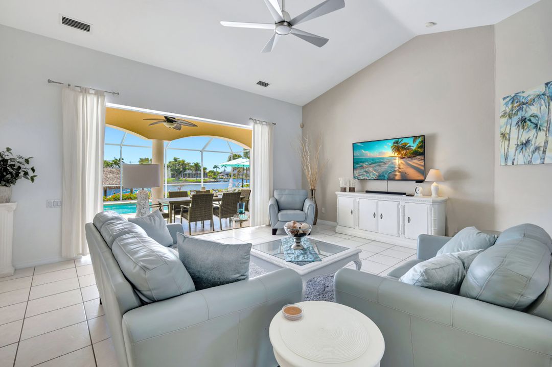 628 SW 56th St, Cape Coral, FL 33914