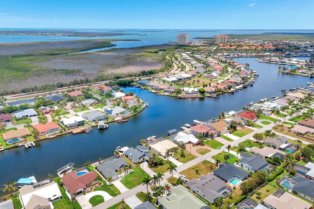 628 SW 56th St, Cape Coral, FL 33914