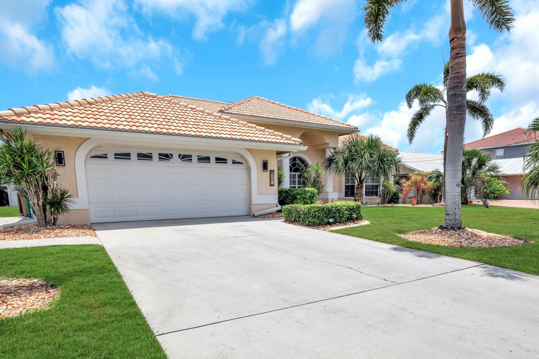 628 SW 56th St, Cape Coral, FL 33914