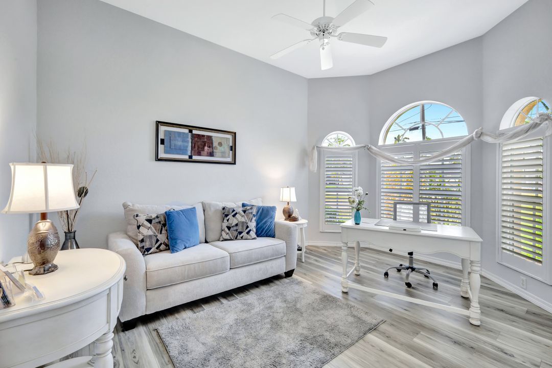 628 SW 56th St, Cape Coral, FL 33914