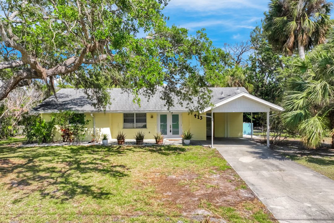 413 Pameto Rd, Nokomis, FL 34275