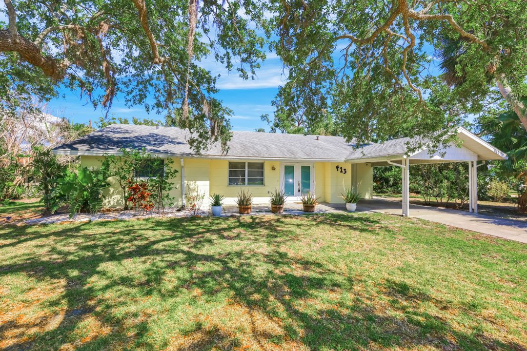 413 Pameto Rd, Nokomis, FL 34275