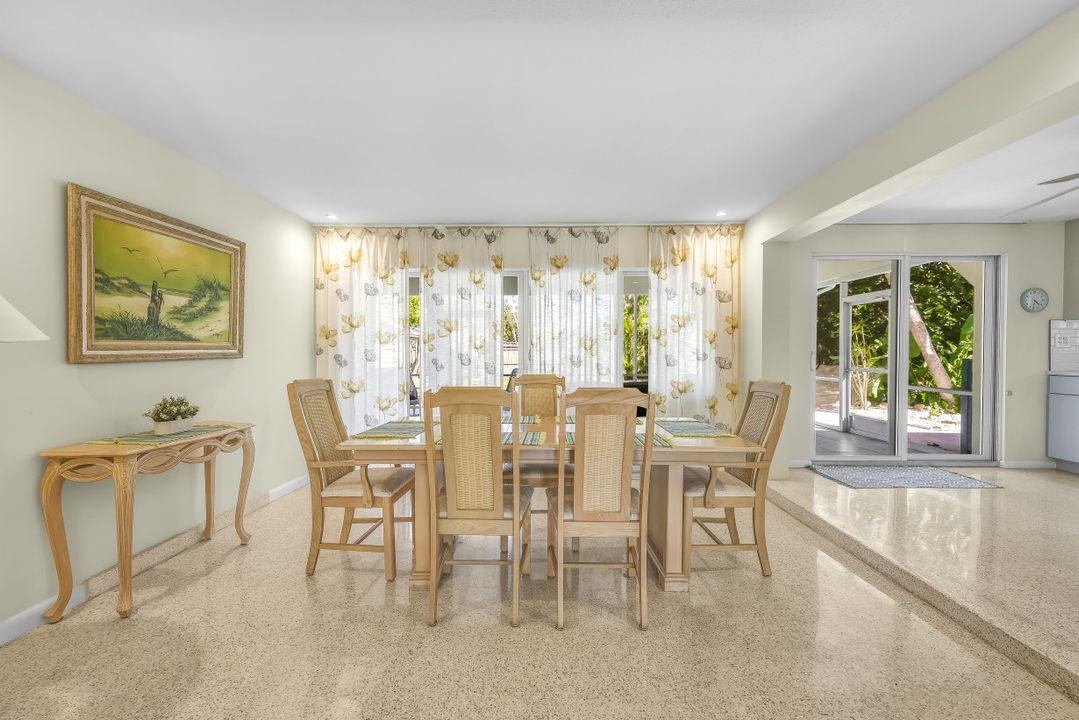 413 Pameto Rd, Nokomis, FL 34275