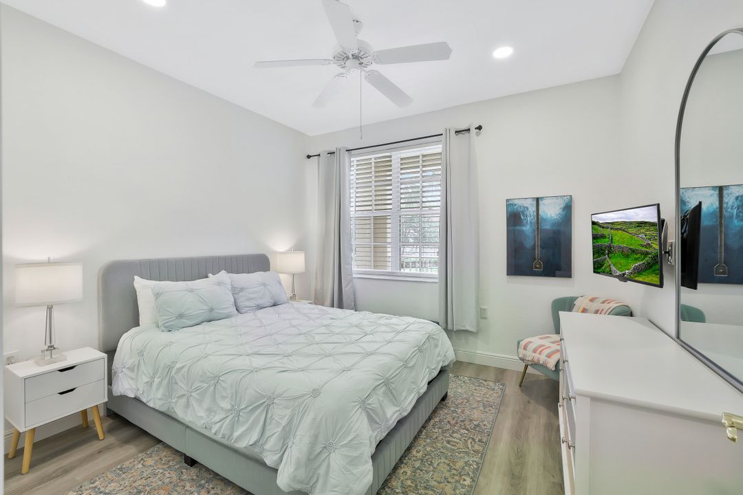 4883 Hampshire Ct #102, Naples, FL 34112