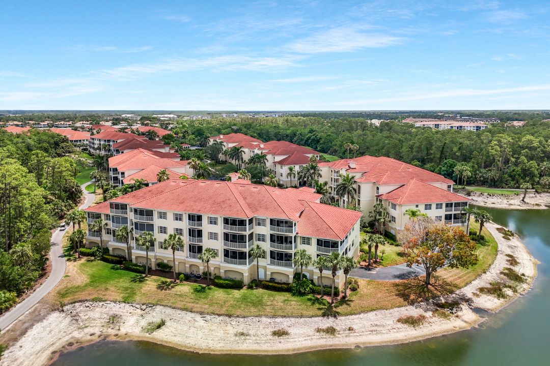 4883 Hampshire Ct #102, Naples, FL 34112