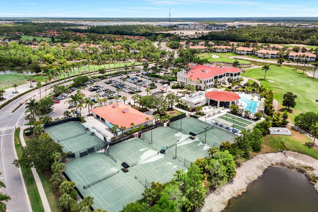 4883 Hampshire Ct #102, Naples, FL 34112