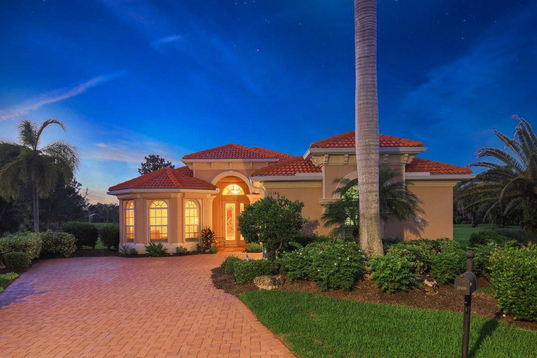 19440 Caladesi Dr, Fort Myers, FL 33967