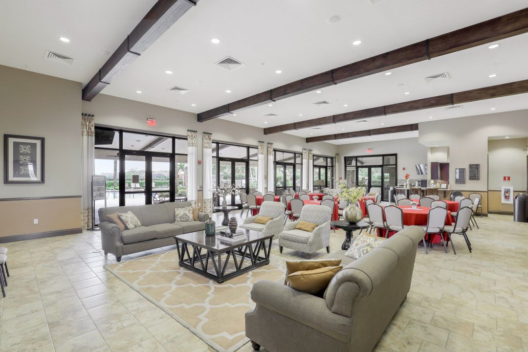 8396 Promoso Ct, Naples, FL 34114