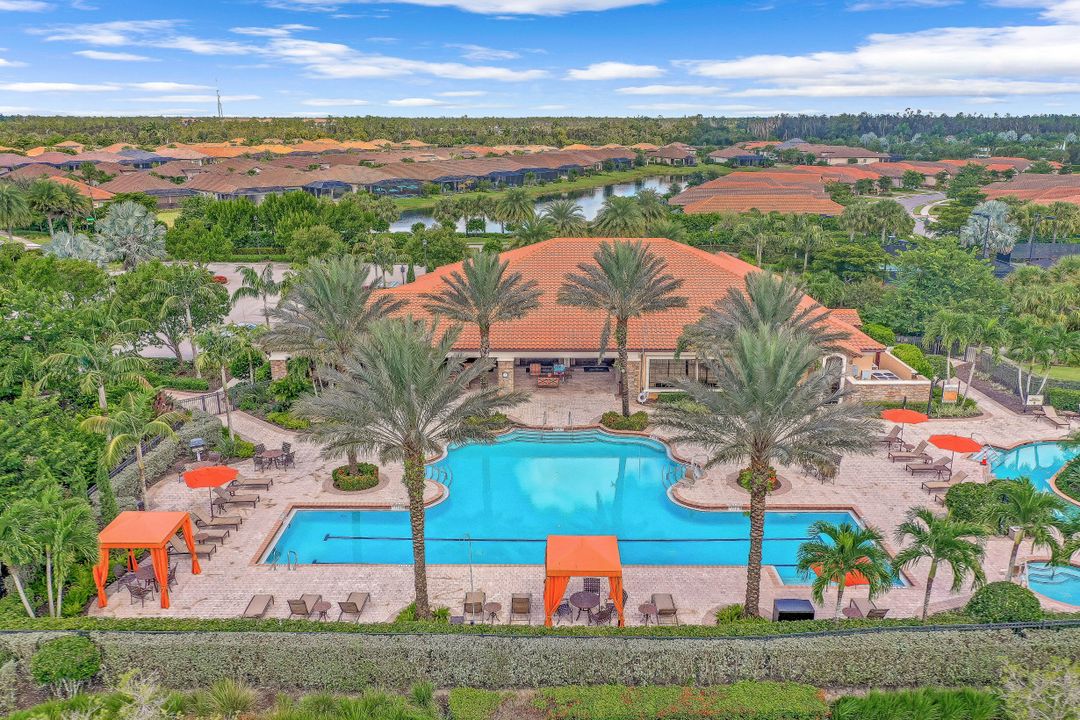 8396 Promoso Ct, Naples, FL 34114
