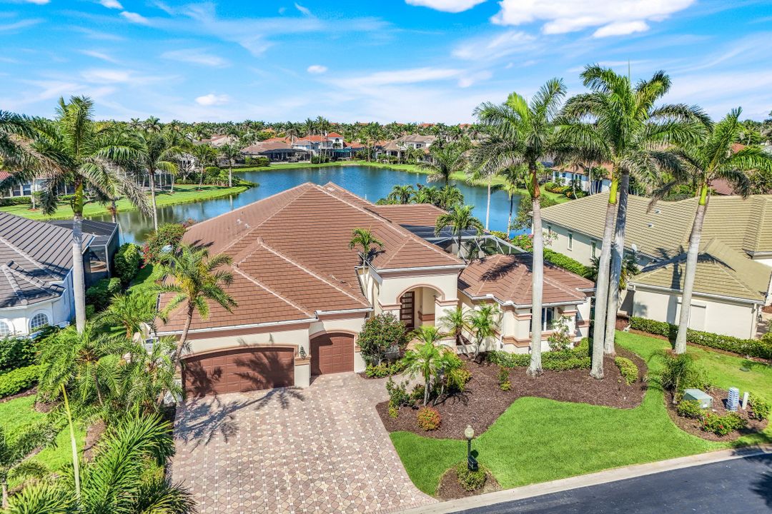14581 Headwater Bay Ln, Fort Myers, FL 33908