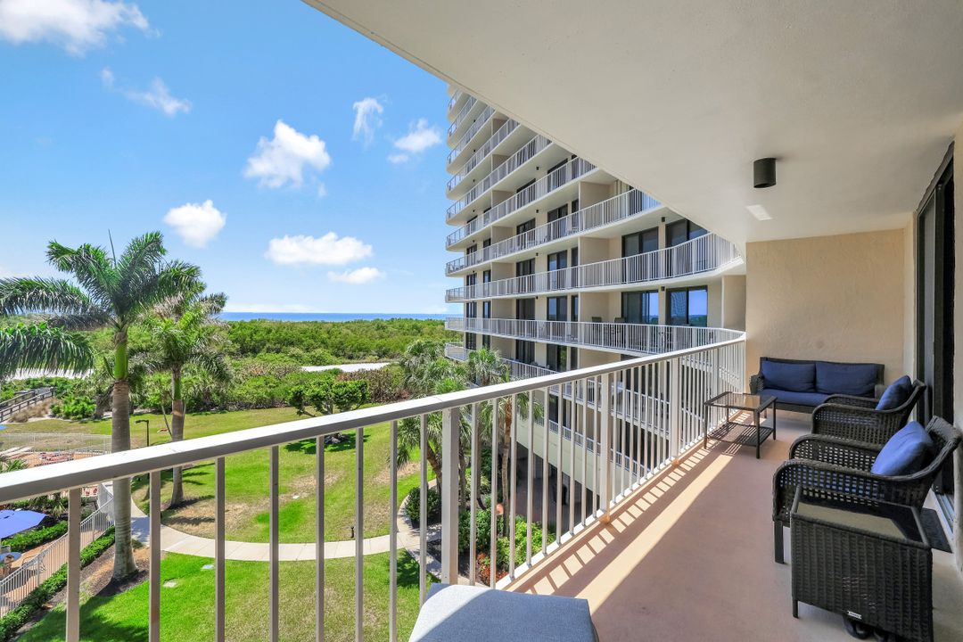 440 Seaview Ct #405, Marco Island, FL 34145