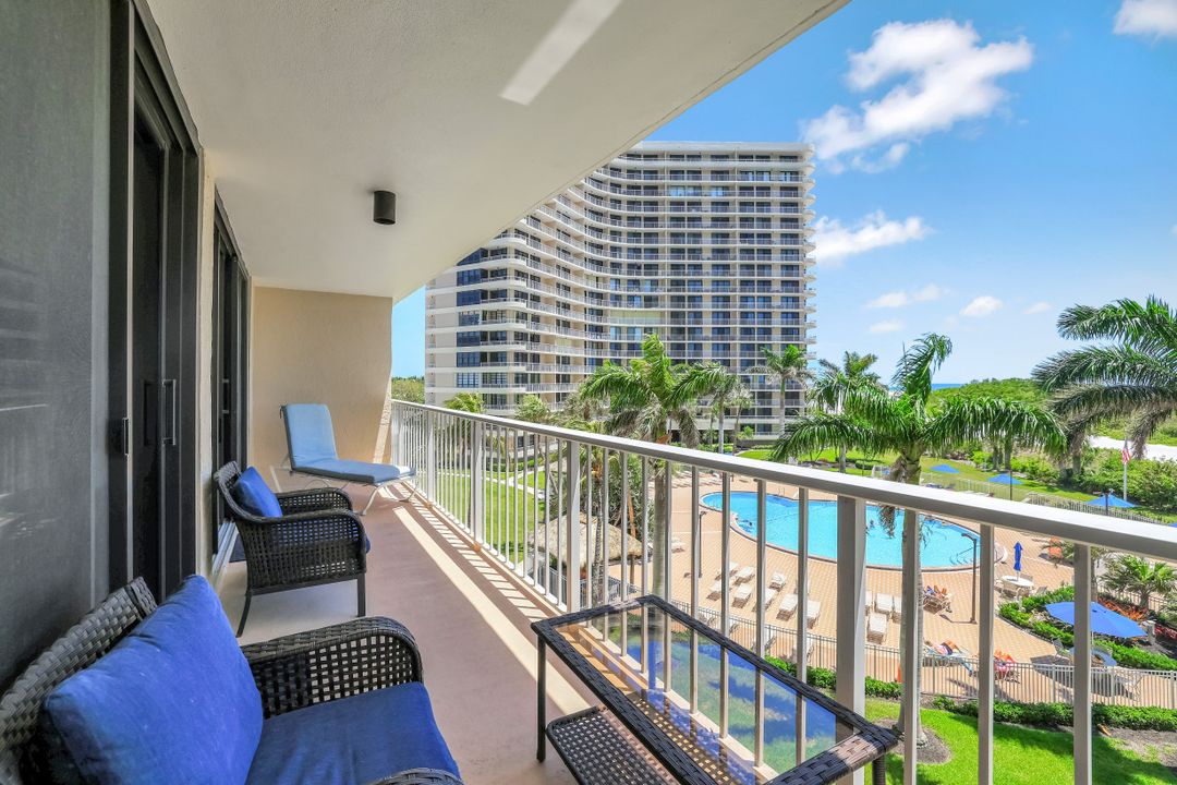 440 Seaview Ct #405, Marco Island, FL 34145