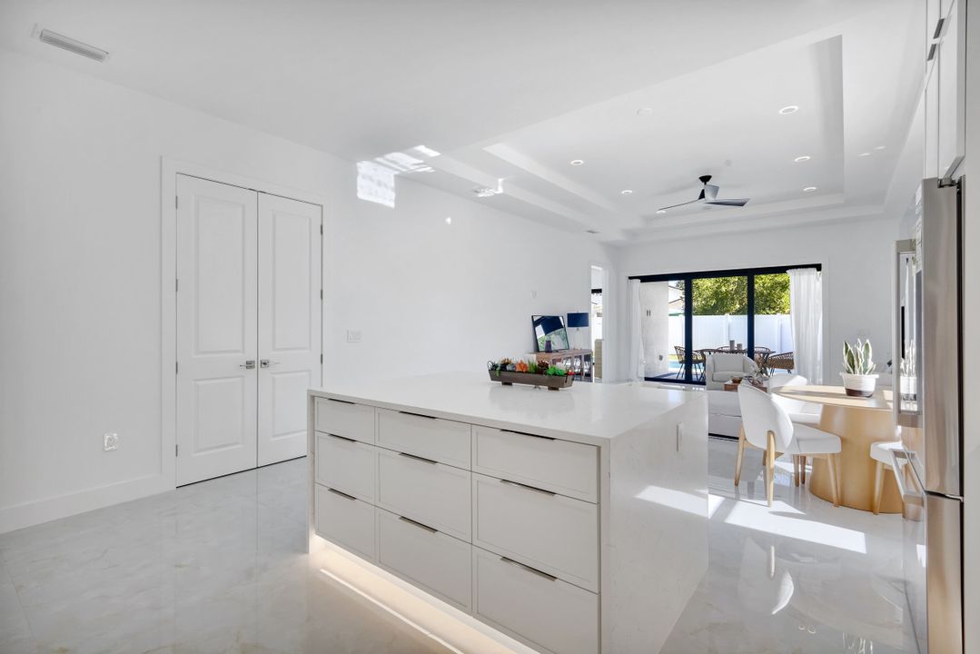 1312 Trail Terrace Dr, Naples, FL 34103