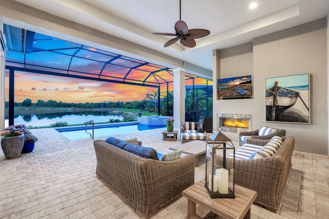 9010 Arrezo Ct, Naples, FL 34119
