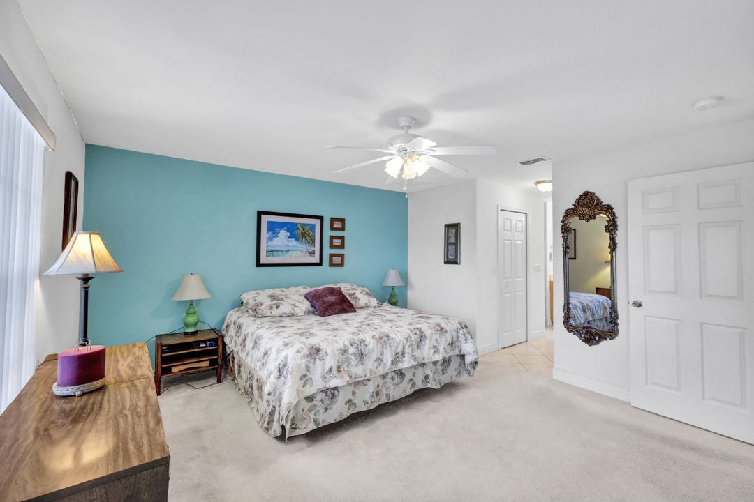 1002 SE 13th Ave, Cape Coral, FL 33990