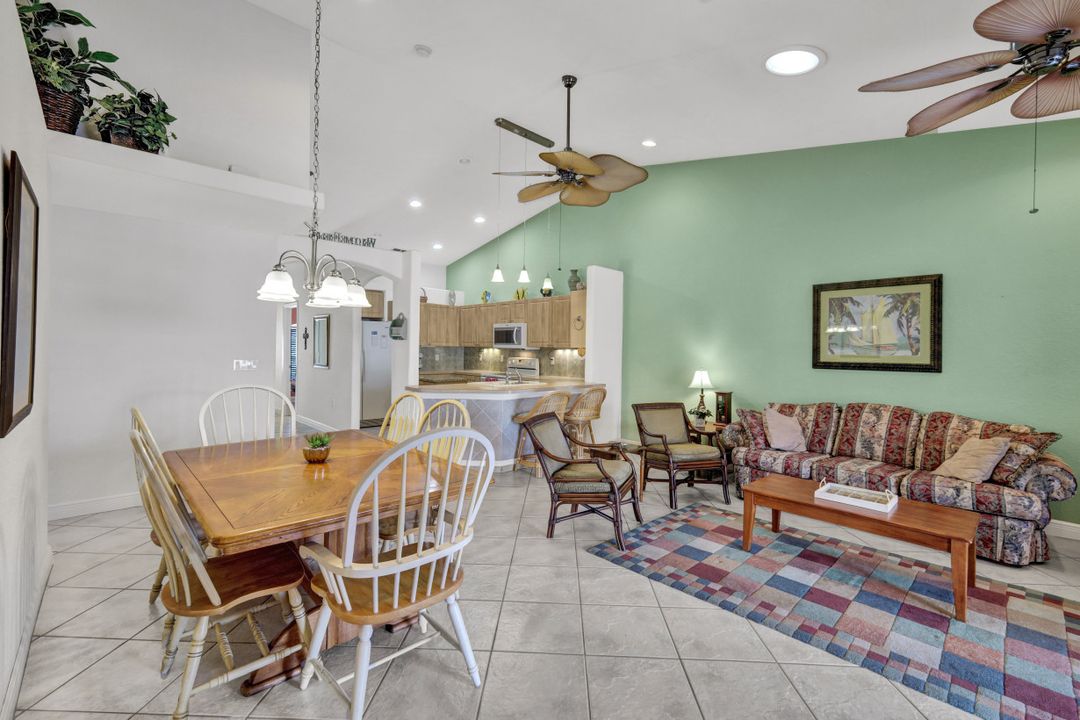 1002 SE 13th Ave, Cape Coral, FL 33990