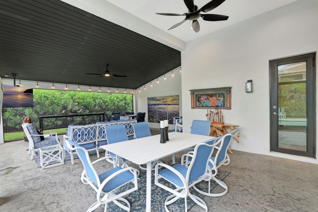 2930 Cinnamon Bay Cir, Naples, FL 34119