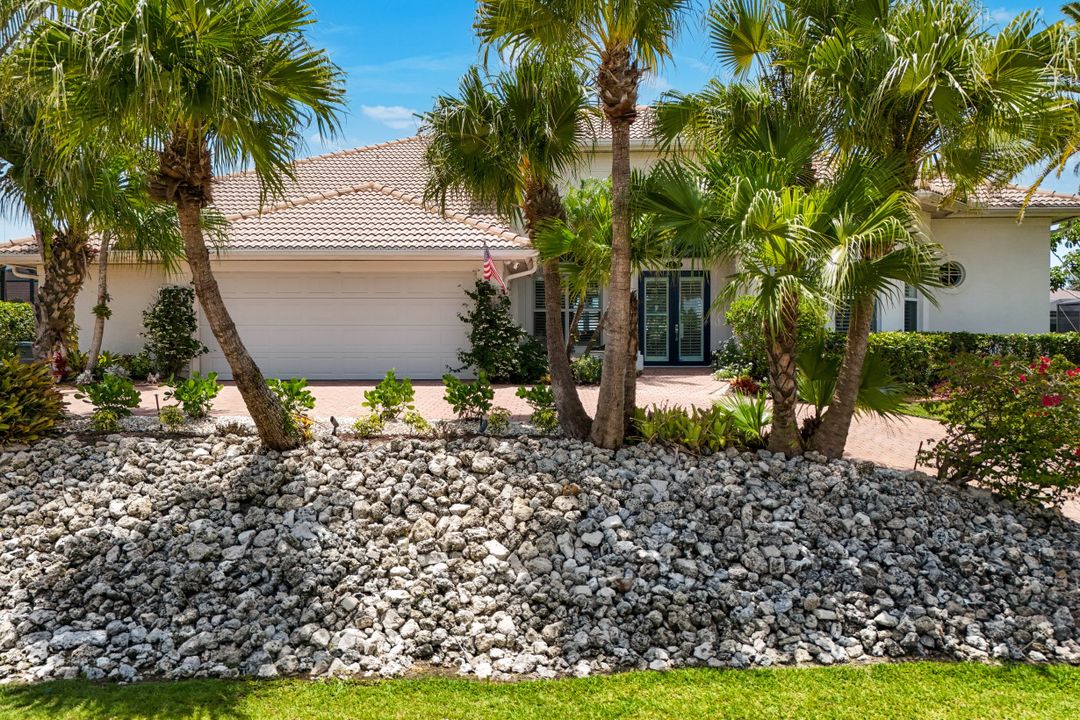 27154 Harbor Dr, Bonita Springs, FL 34135