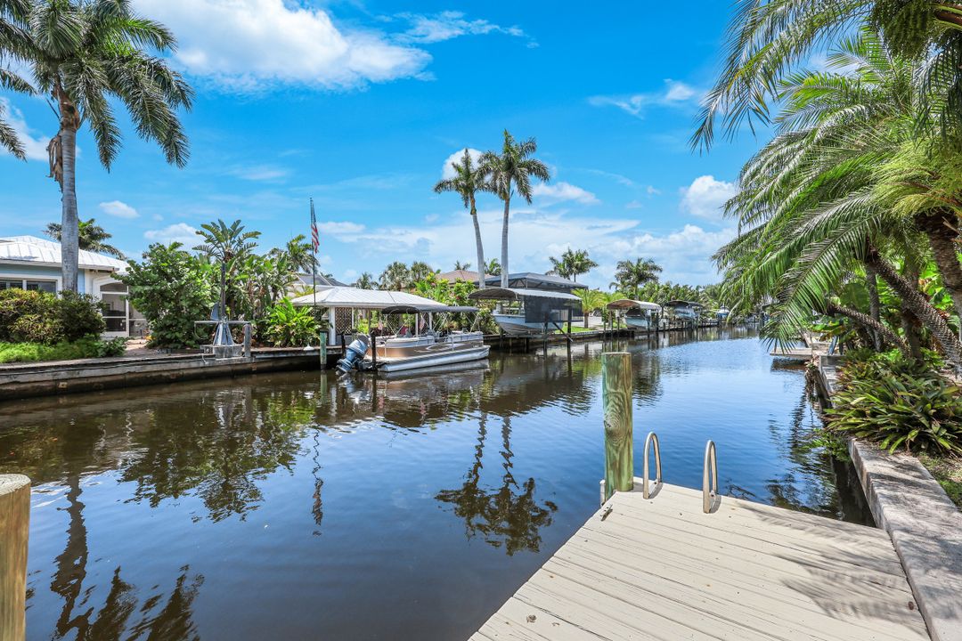 27154 Harbor Dr, Bonita Springs, FL 34135