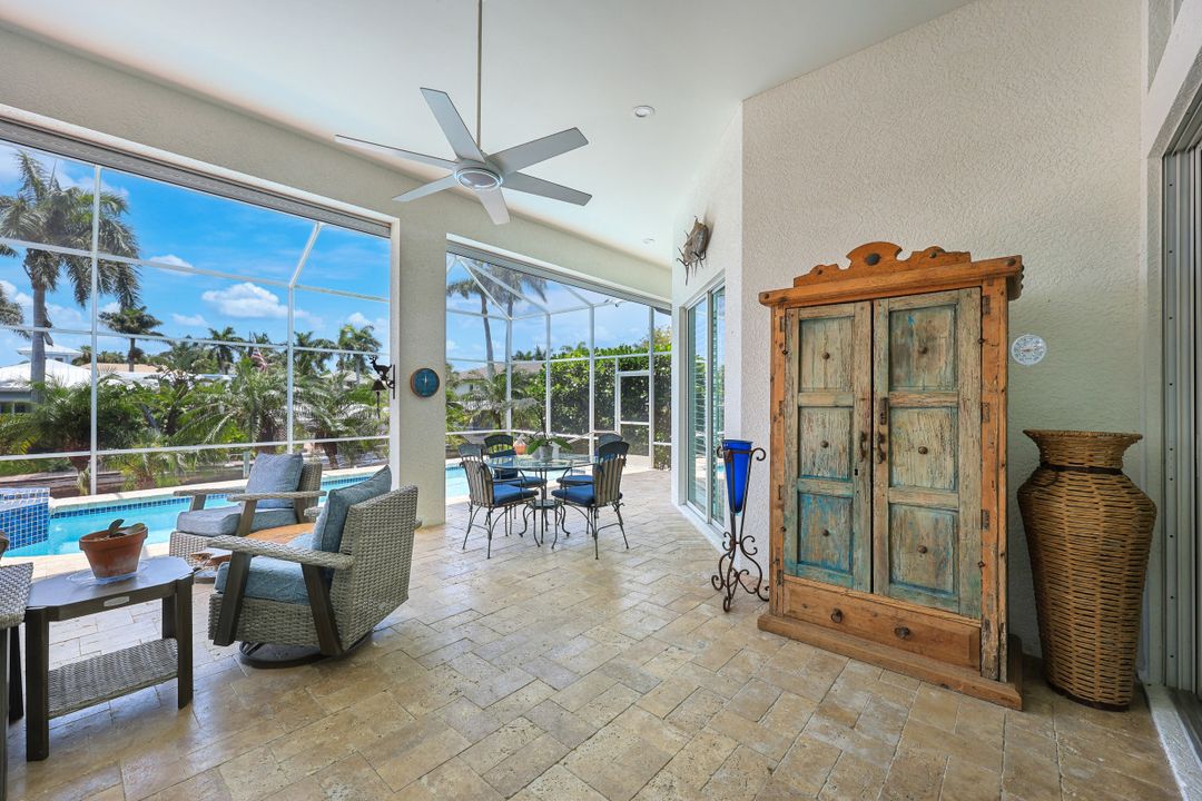 27154 Harbor Dr, Bonita Springs, FL 34135
