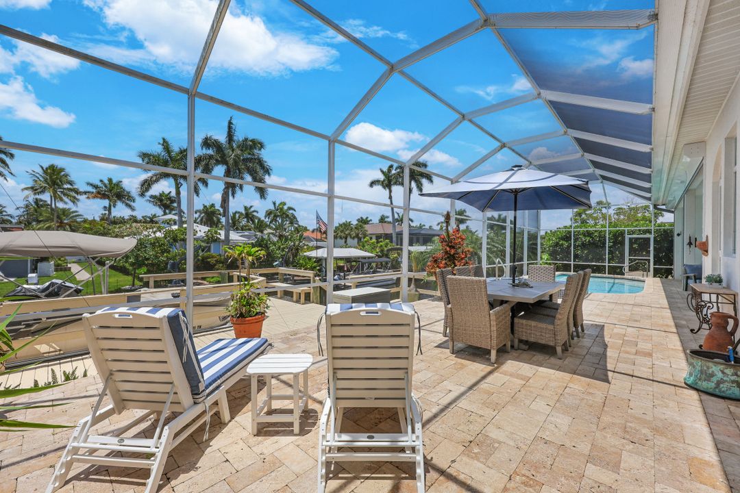 27154 Harbor Dr, Bonita Springs, FL 34135