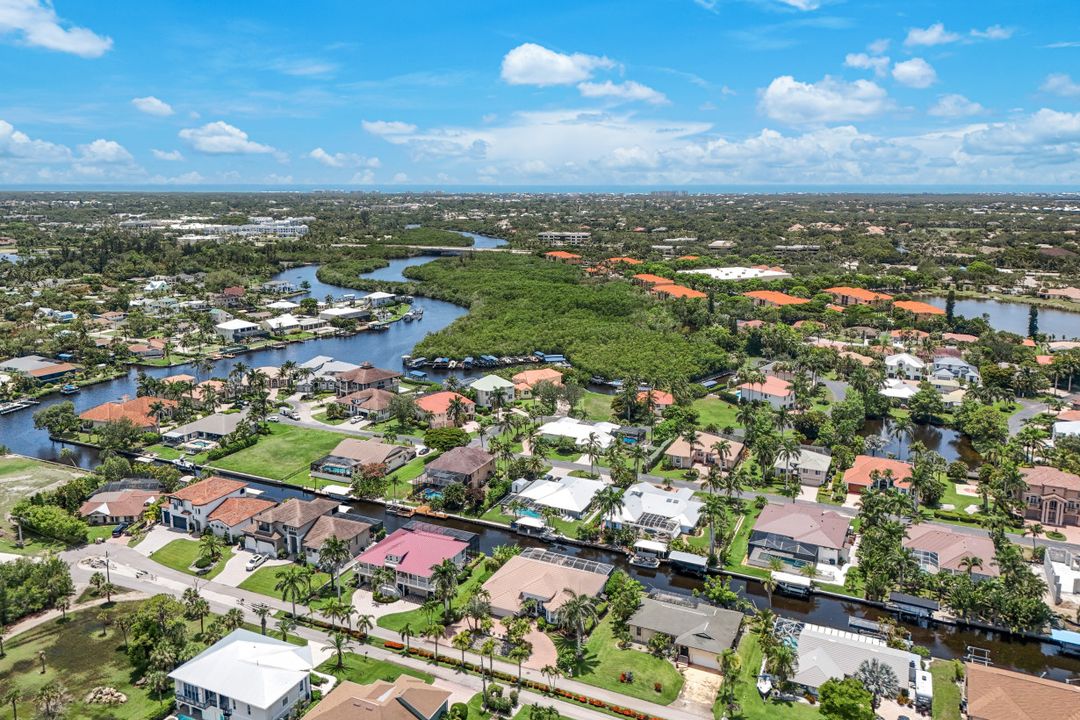27154 Harbor Dr, Bonita Springs, FL 34135