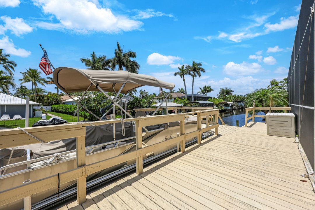 27154 Harbor Dr, Bonita Springs, FL 34135